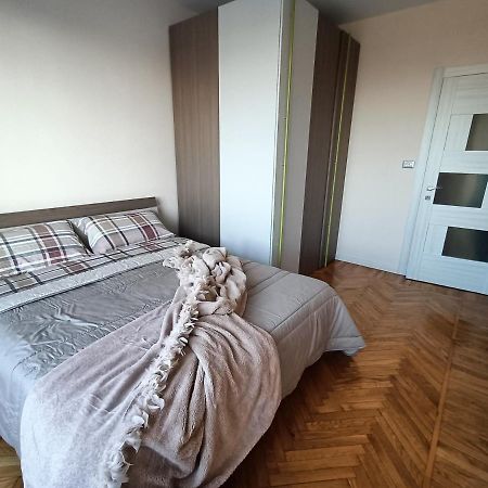 Diva Apartment Turin Bagian luar foto